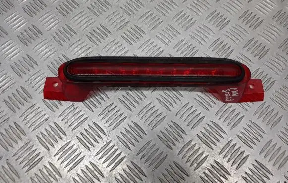 Ford Focus Third/center stoplight