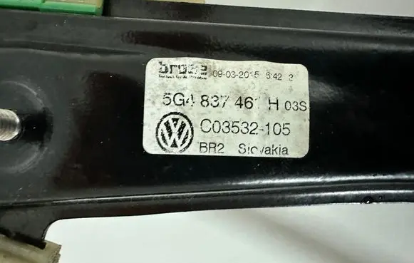 Volkswagen Golf VII Front door cable line 09032015642 C03532105 5GH837461H