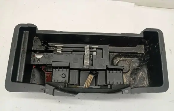 Audi A4 S4 B9 Tool box 8W0012169G