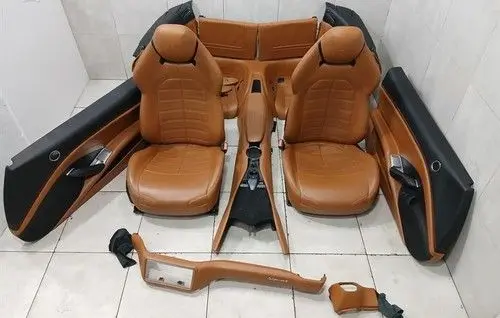 Ferrari California F149 Seat set