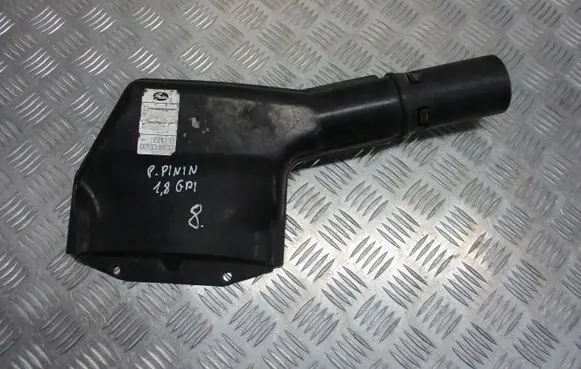 Mitsubishi Pajero Pinin Air intake hose/pipe