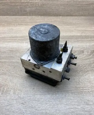 BMW 5 E60 E61 ABS Pump 6769707 6758743 0265234186