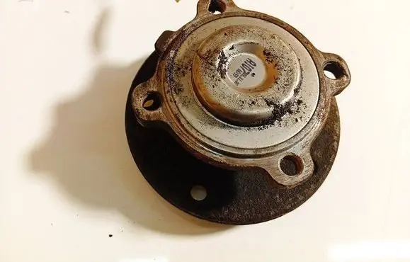 BMW 3 E90 E91 Front wheel hub 