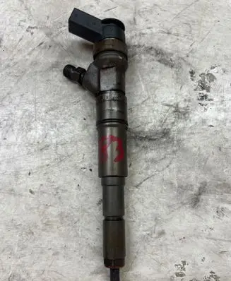 Fuel injector