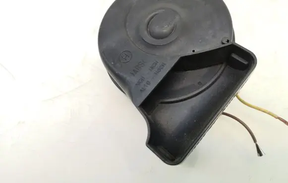 Mercedes-Benz E W211 Horn signal A0045429220