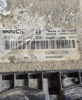 Renault Master II Engine control unit/module 0281011940 8200311550 8200442263