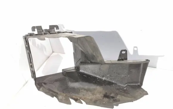 Peugeot 3008 II Intercooler air channel guide 9836834080 9810617180