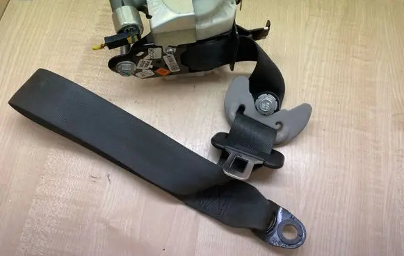 Hyundai i20 (PB PBT) Front seatbelt 888701J800 PSD9000062