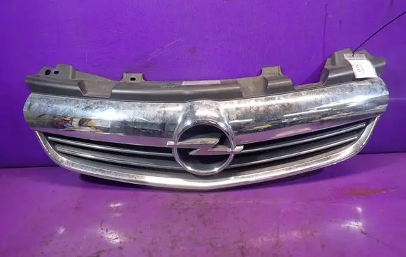 Opel Zafira B Front grill 