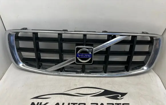 Volvo XC70 Front grill 30678682