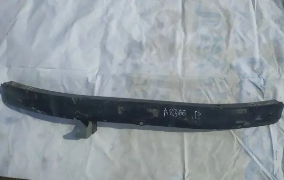 Opel Zafira B Front bumper cross member