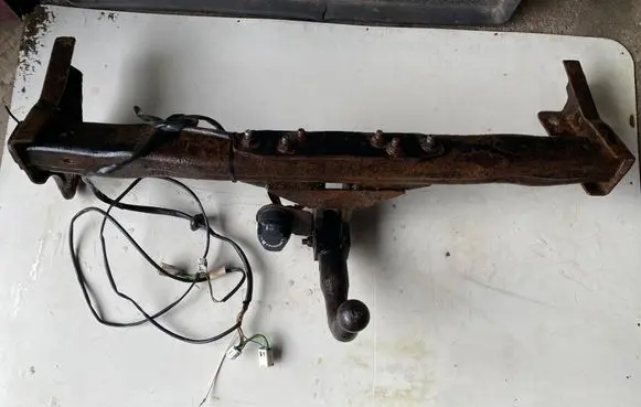 Nissan Pathfinder R51 Tow bar set 