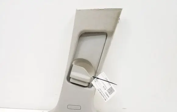 Mercedes-Benz C W204 (B) pillar trim (top) A2046900225