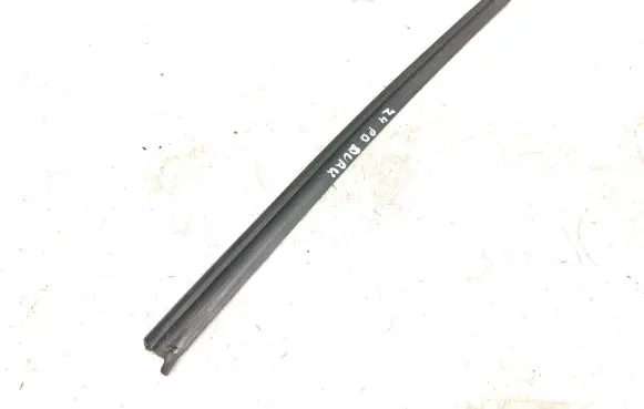 BMW Z4 E85 E86 Rubber seal front coupe door window 7051504