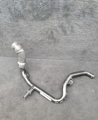 Audi Q5 SQ5 Engine coolant pipe/hose 059121070E 059121104B