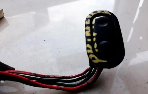 Mazda MX-3 Electric window control switch