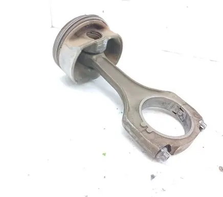 BMW M5 Piston with connecting rod