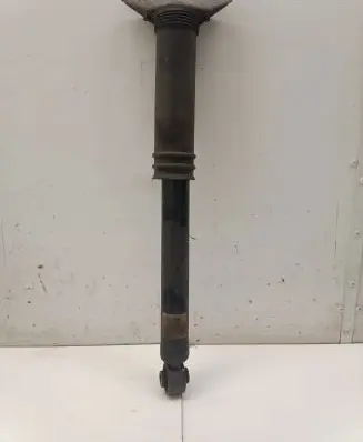 Nissan Qashqai J12 Rear shock absorber/damper 562106UA1B