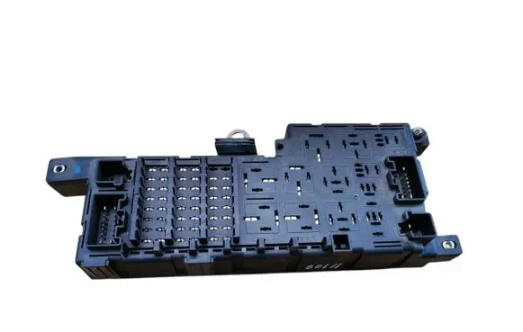 Volvo V70 Fuse module 518323019 8645364