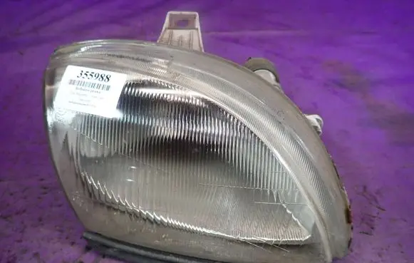 Fiat Seicento/600 Headlight/headlamp 661-1131R