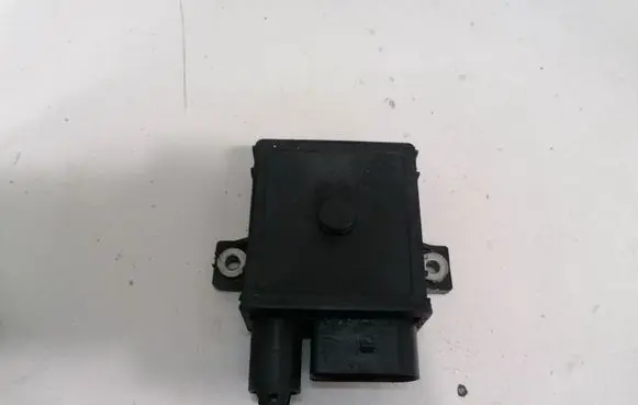 BMW X5 E70 Glow plug pre-heat relay 7801201