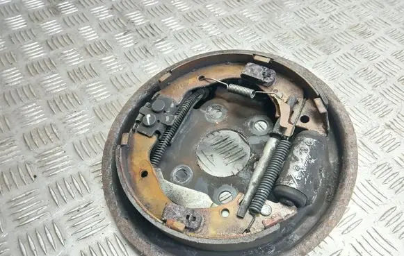 Honda Fit Handbrake/parking brake pads 