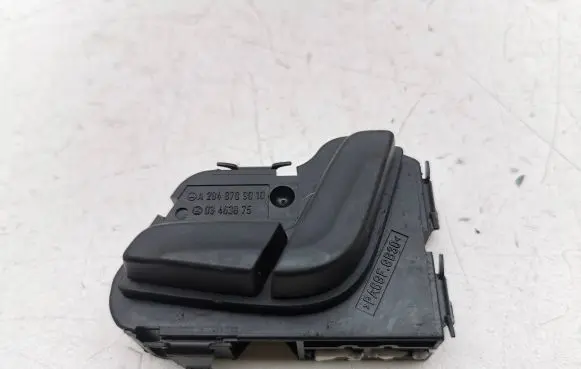 Mercedes-Benz C W204 Seat control switch A2048709010