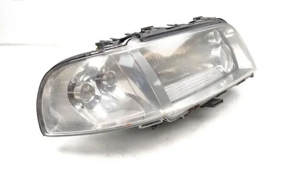 Audi A8 S8 D2 4D Headlight/headlamp 4D0941004BA