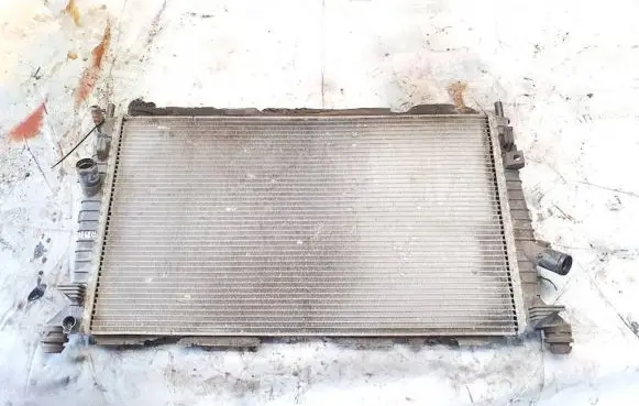 Ford Focus C-MAX Coolant radiator 3m5h8005tl