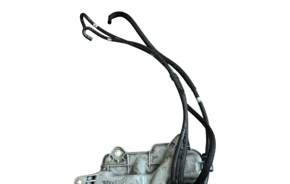 Vacuum air tank