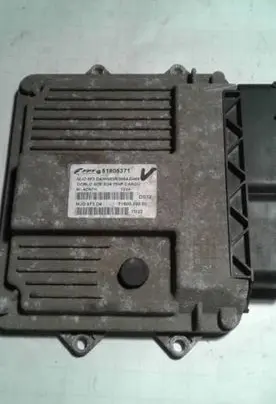Fiat Doblo Engine control unit/module 51805371