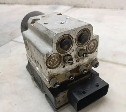 Opel Vectra C ABS Pump 13509215AB 54084711A 13663913