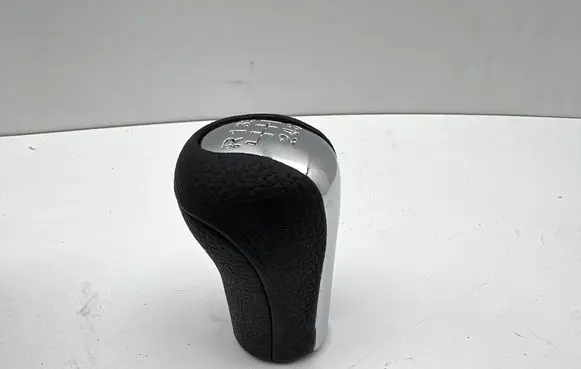 Toyota Corolla Verso AR10 Gear lever shifter trim leather/knob