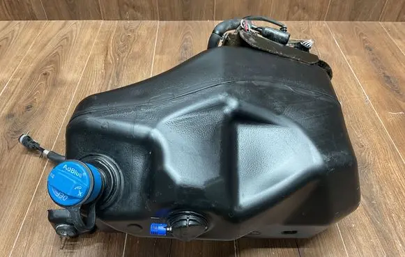 Jaguar F-Pace AdBlue liquid reservoir FPLA5J229AC HK835J228AE
