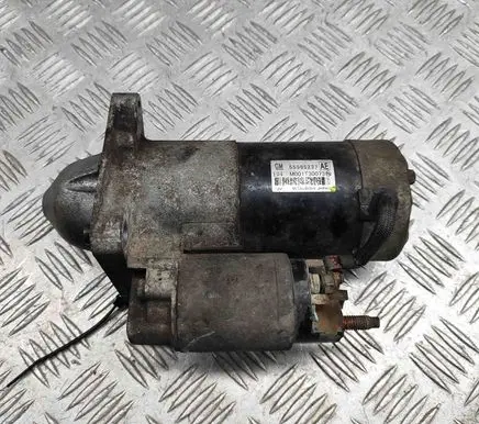Opel Astra J Starter motor M001T30073 55585237