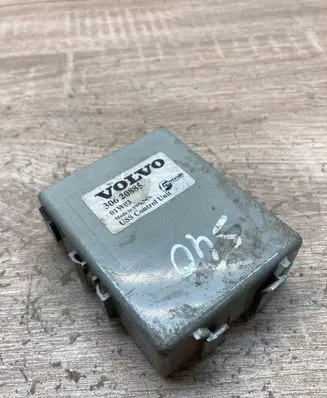 Volvo S40, V40 Other control units/modules 30620885 01W03