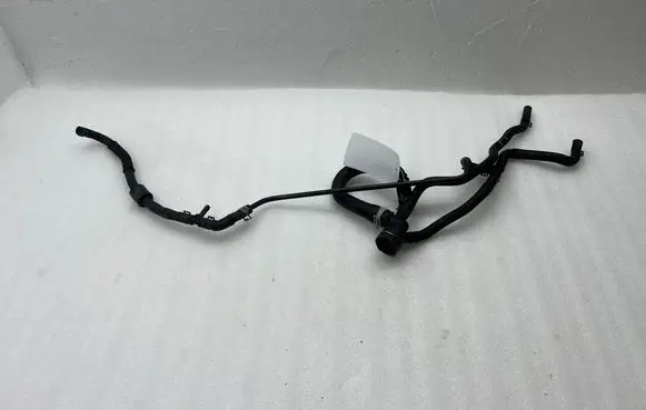 Engine coolant pipe/hose