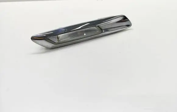BMW 5 F10 F11 Front fender indicator light 7154167 715416705 7154169