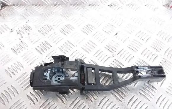Front door exterior handle/bracket