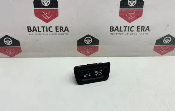 Tailgate opening switch