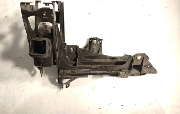 BMW 5 GT F07 Headlight/headlamp mounting bracket 7200778