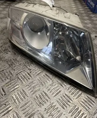 Skoda Octavia Mk2 (1Z) Headlight/headlamp