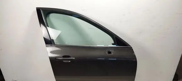 Volvo XC60 Front door