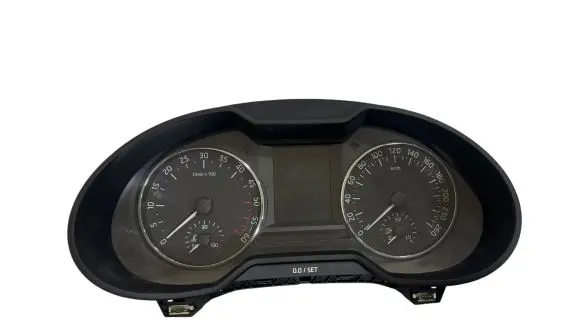 Speedometer (instrument cluster)