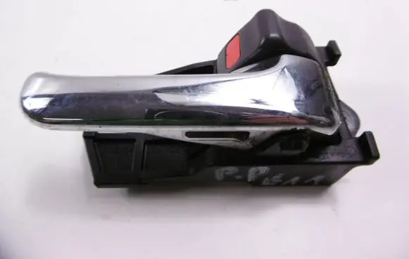 Toyota Corolla E110 Front door interior handle