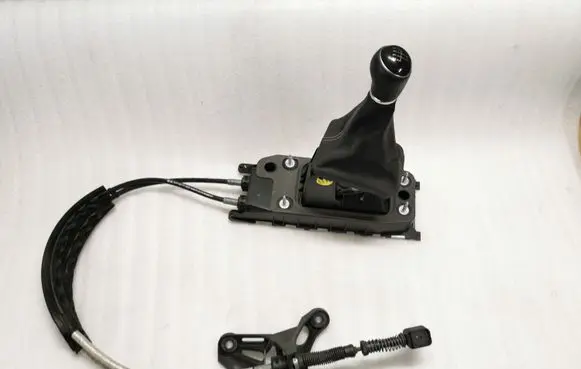 Volkswagen Golf VII Gear shifter/selector 5Q0711049AP 5Q0711061