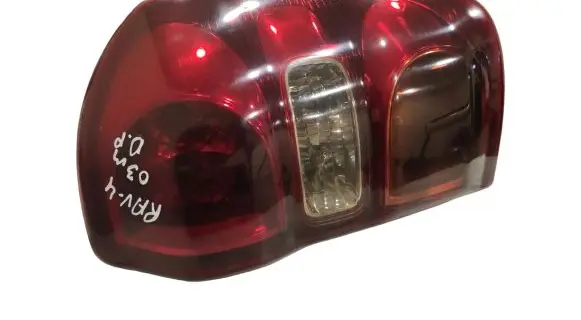 Toyota RAV 4 (XA20) Rear/tail lights