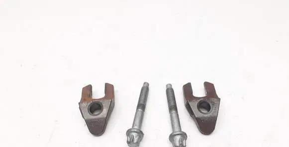 Volvo S60 Fuel Injector clamp holder 