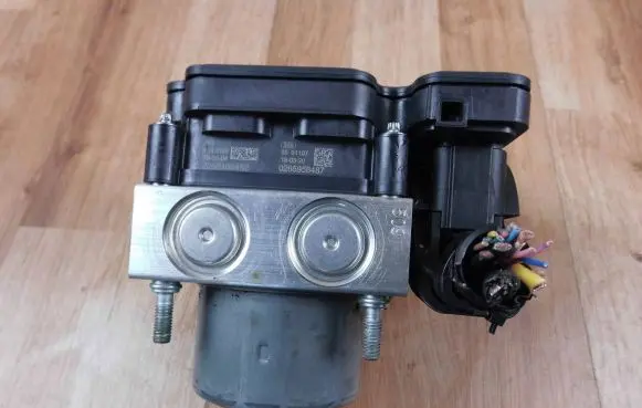 Nissan X-Trail T32 ABS Pump 476607FY5A 0265291386