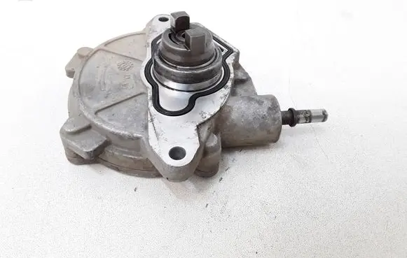 Mercedes-Benz B W245 Vacuum pump A6402300365